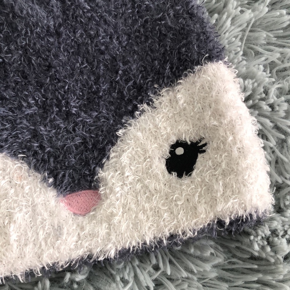 Girls Fuzzy Winter Hat - Picture 2 of 4